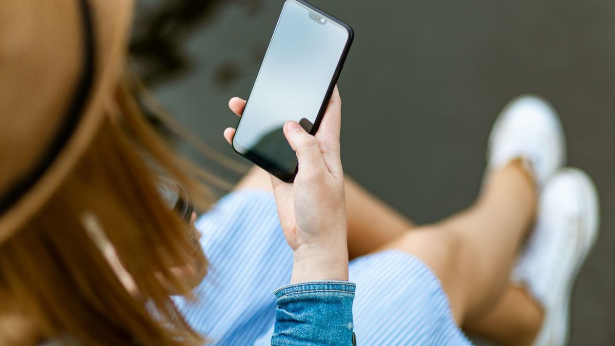 Meningkatkan Kesadaran Diri dan Kemampuan Mengelola Emosi di Era Digital